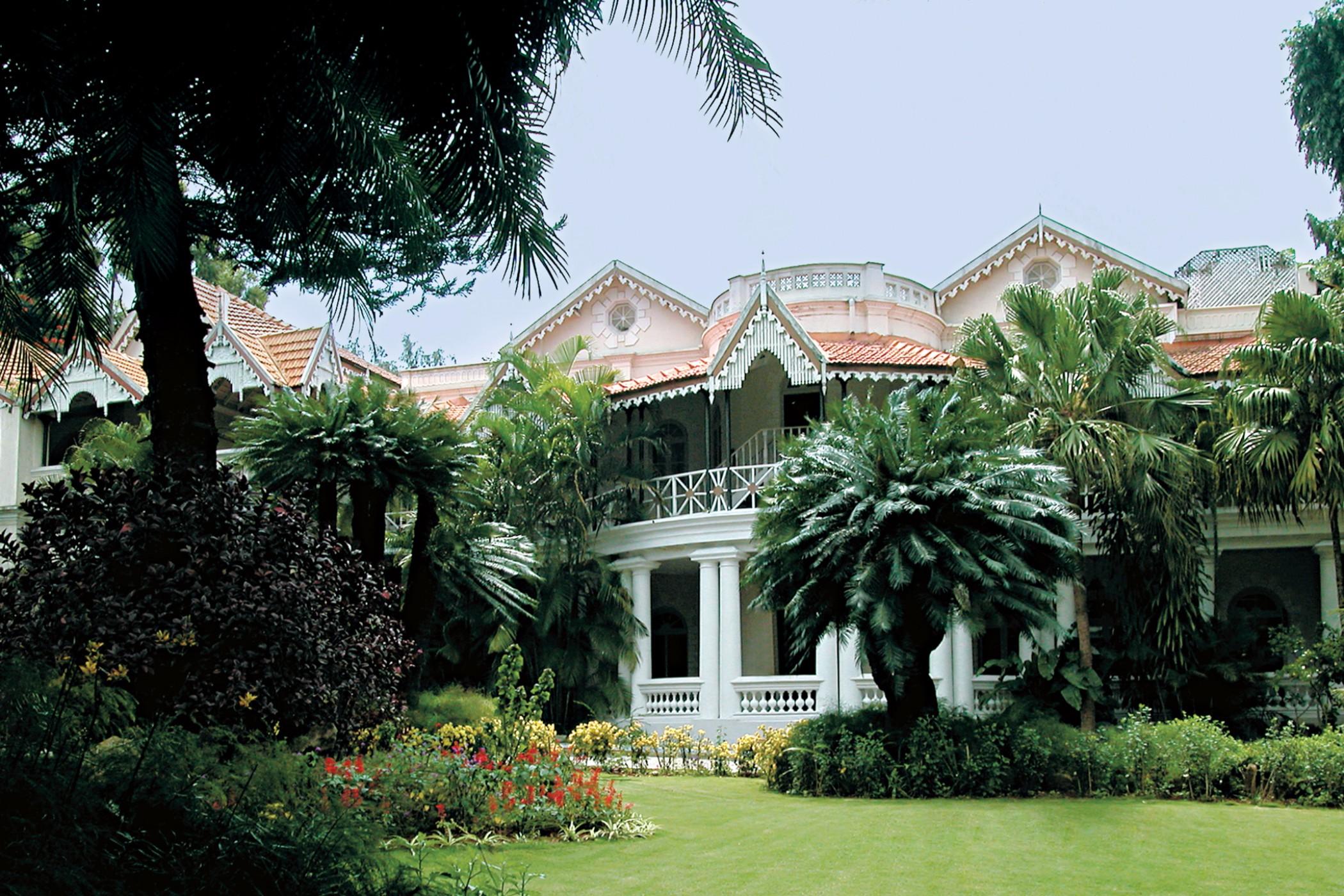 Taj West End Hotel Bangalore Buitenkant foto